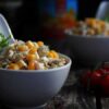 Салат с кукурузой и помидорами